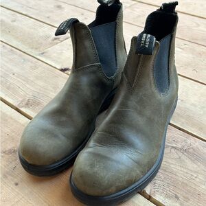 Blundstone Olive Ankle Boots